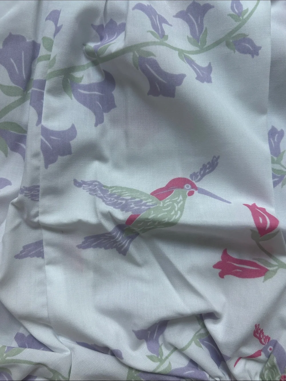 NWT Beaufort Bonnet Company Bitsy Bubble in Hummingbird print